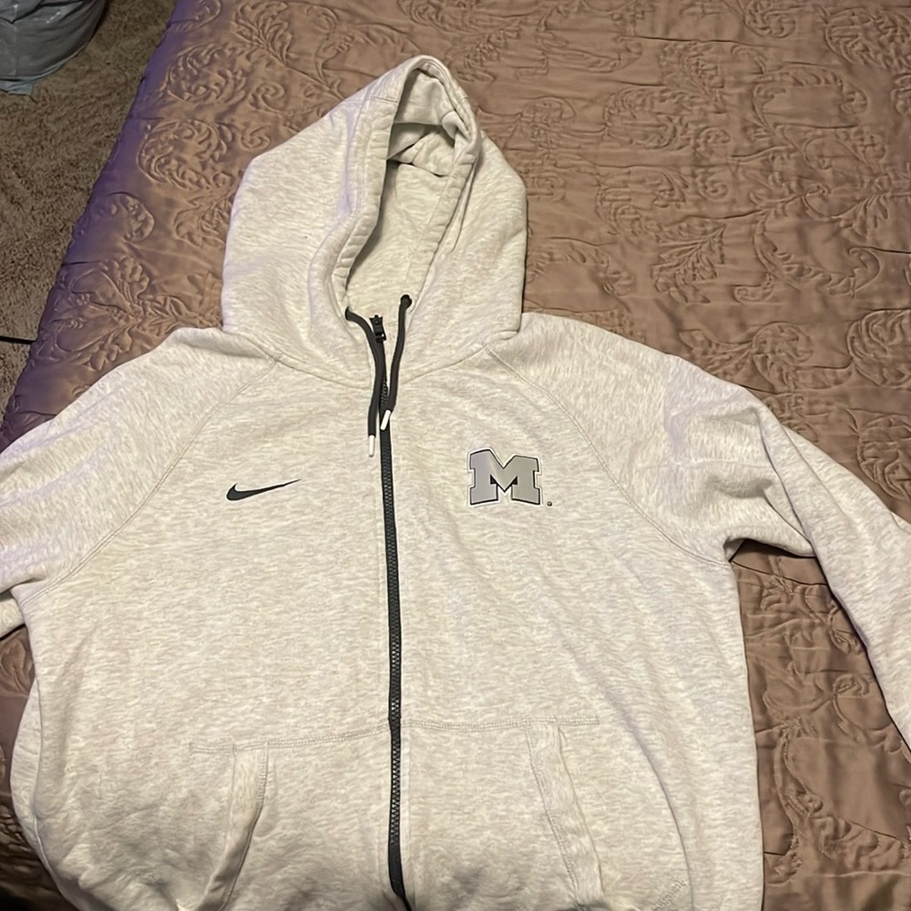 Nike large full zip hoodie